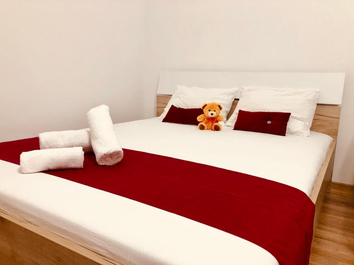 Joy Paris 5&6 * Timişoara
